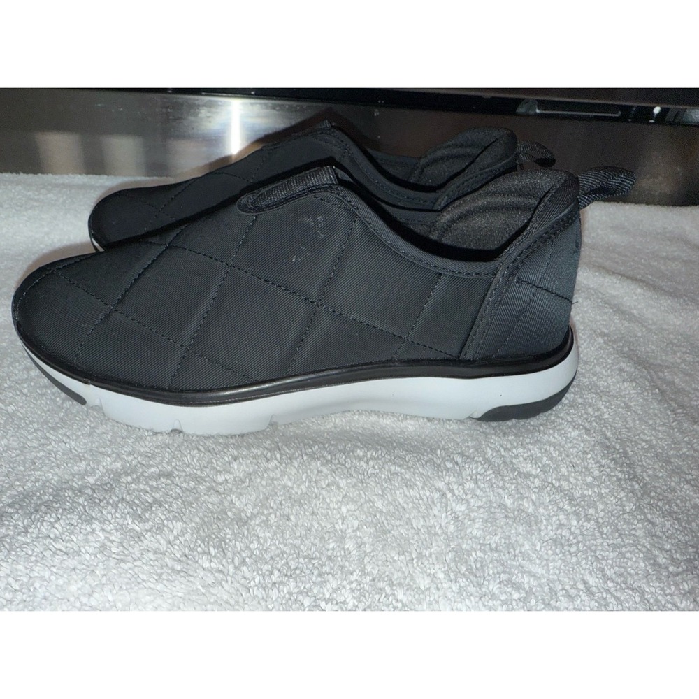 Vera Bradley Black Slip on Shoes Ladies Size 5 - Picture 3 of 9
